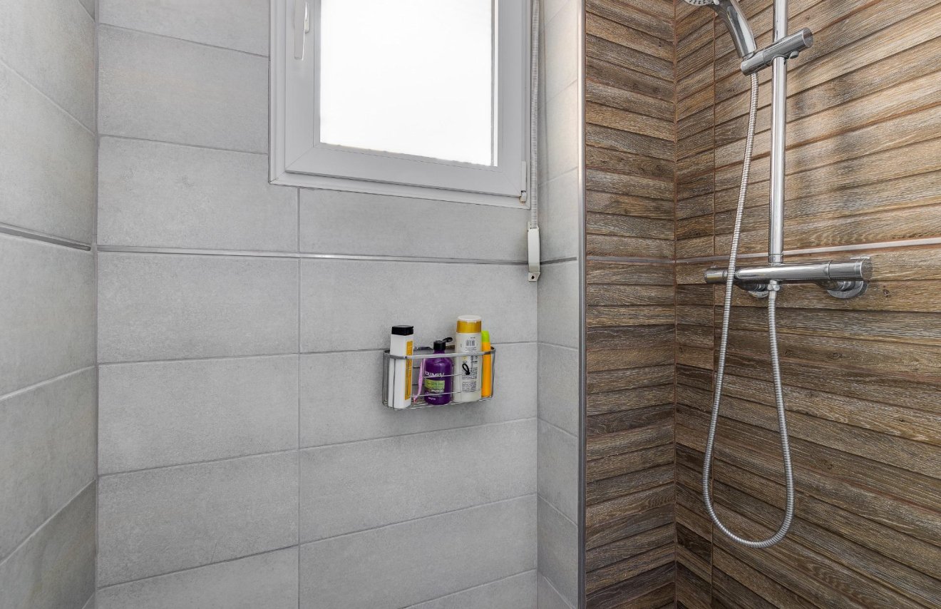 Reventa - Bungalow Planta Baja - Torrevieja - Mar azul