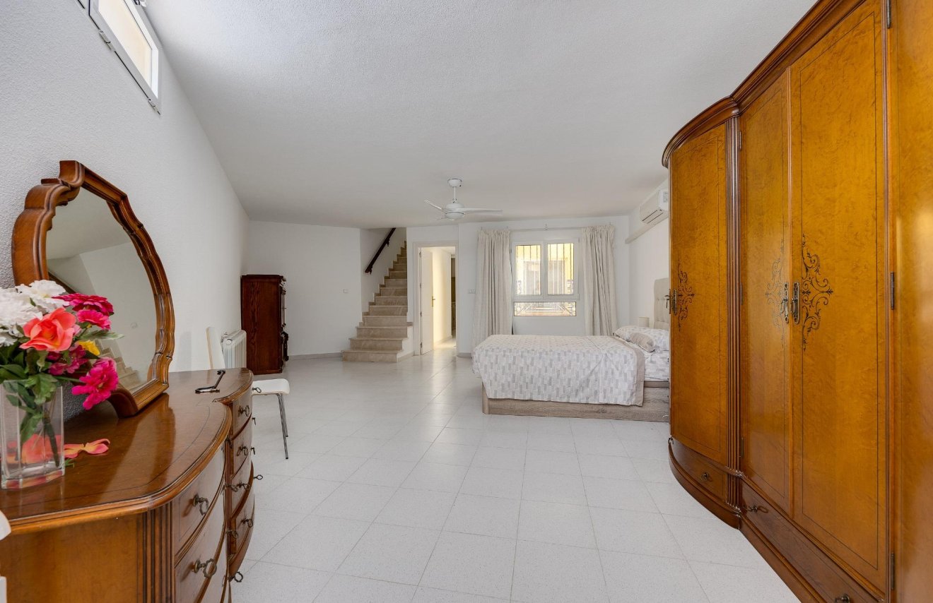 Reventa - Bungalow Planta Baja - Torrevieja - Mar azul