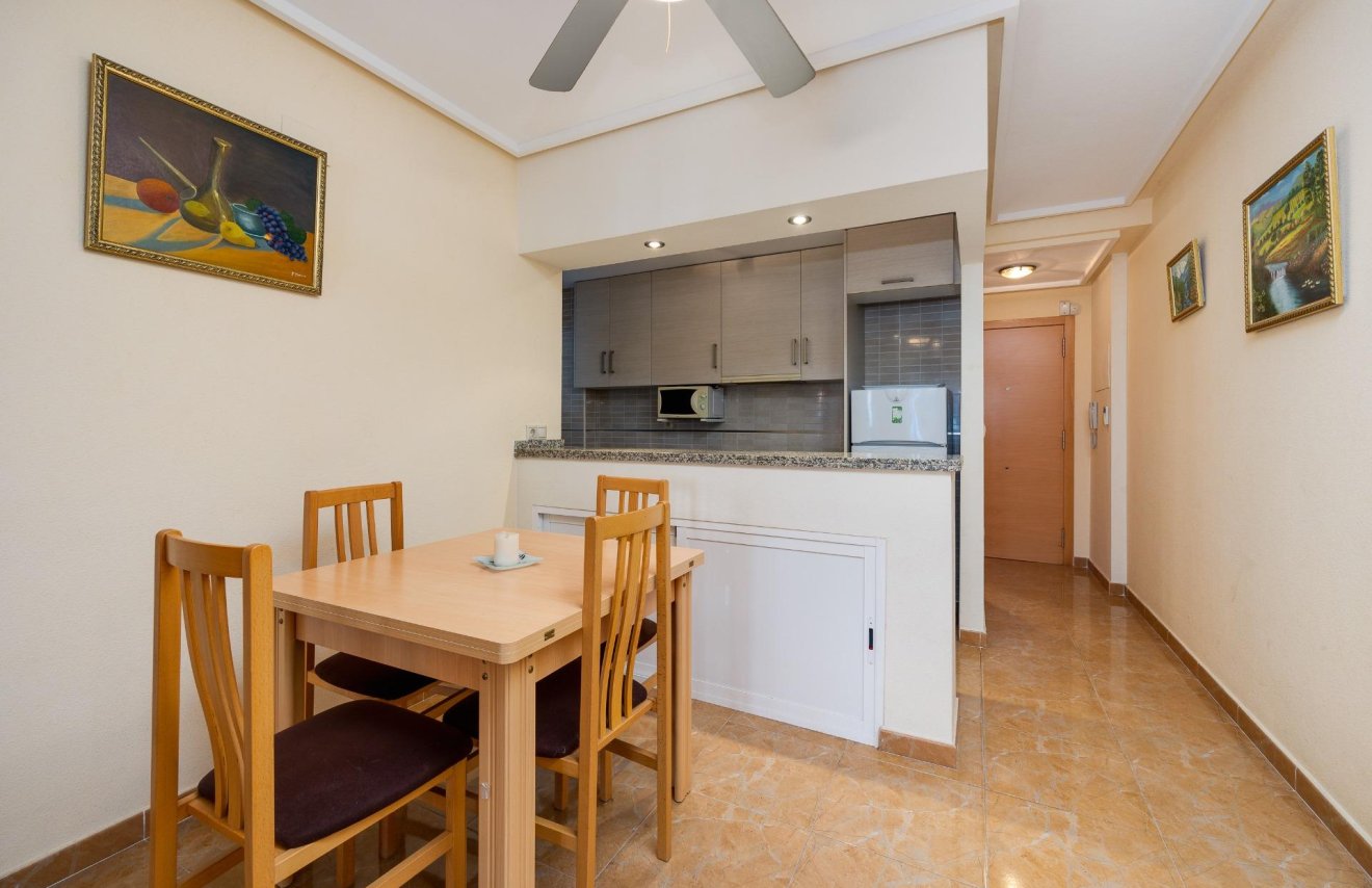 Reventa - Apartamento - Torrevieja - El molino