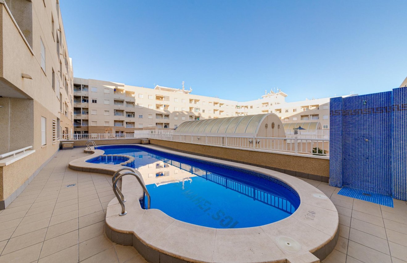 Reventa - Apartamento - Torrevieja - El molino