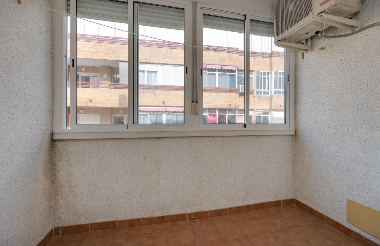 Reventa - Apartamento - Torrevieja - El molino