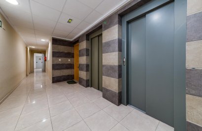 Reventa - Apartamento - Torrevieja - El molino