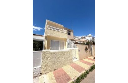 Reventa - Casa Tipo Dúplex - Torrevieja - El limonar