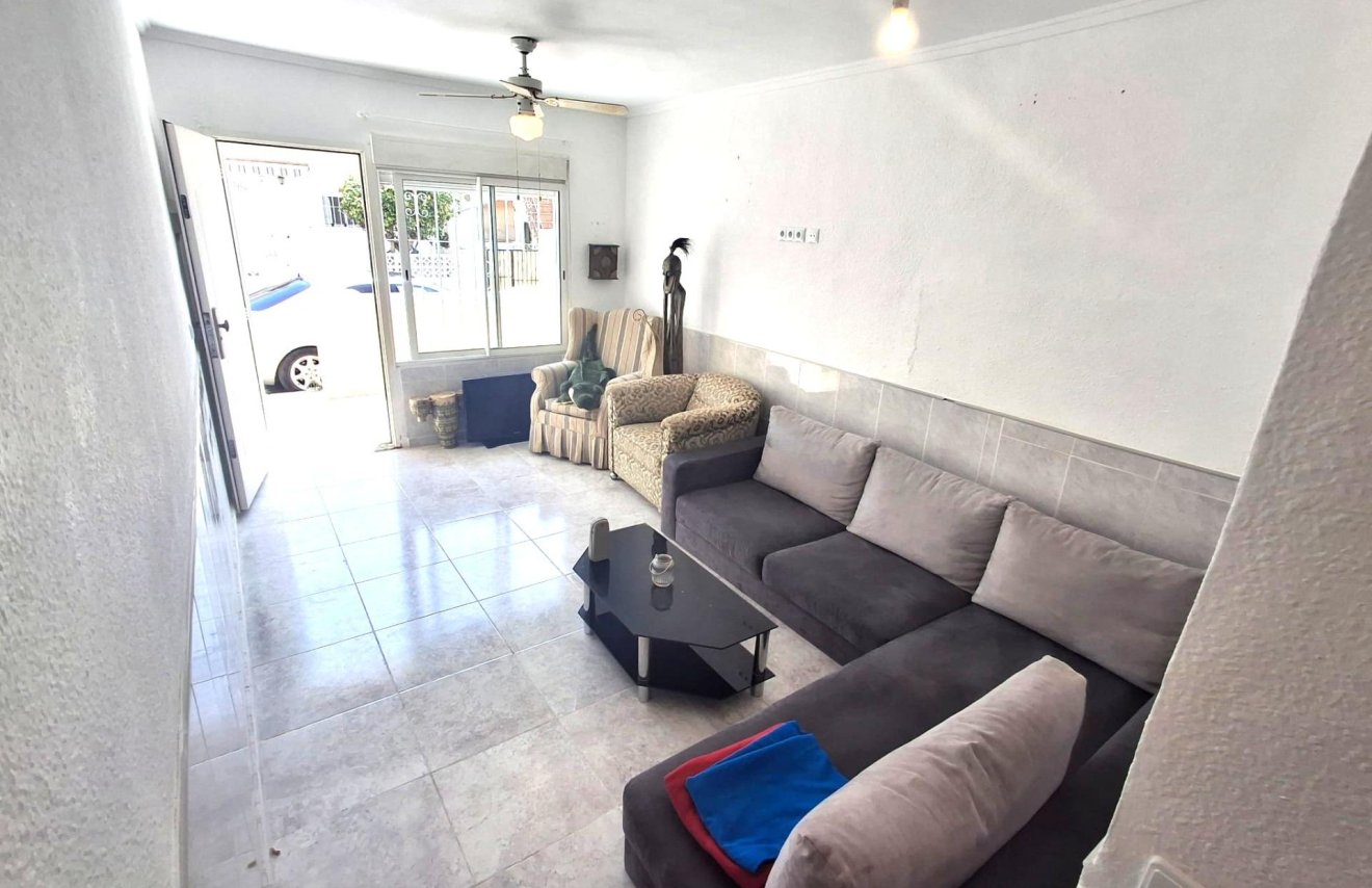 Reventa - Casa Tipo Dúplex - Torrevieja - El limonar