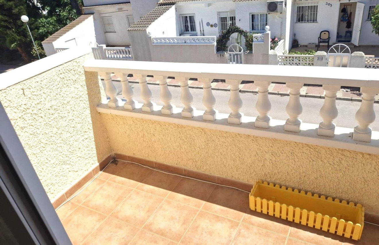 Reventa - Casa Tipo Dúplex - Torrevieja - El limonar