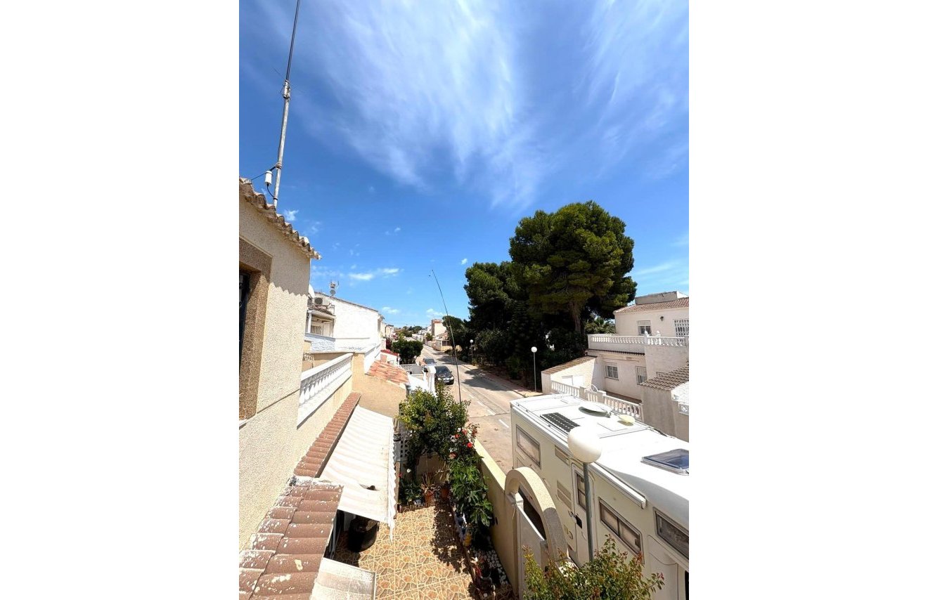 Reventa - Casa Tipo Dúplex - Torrevieja - El limonar