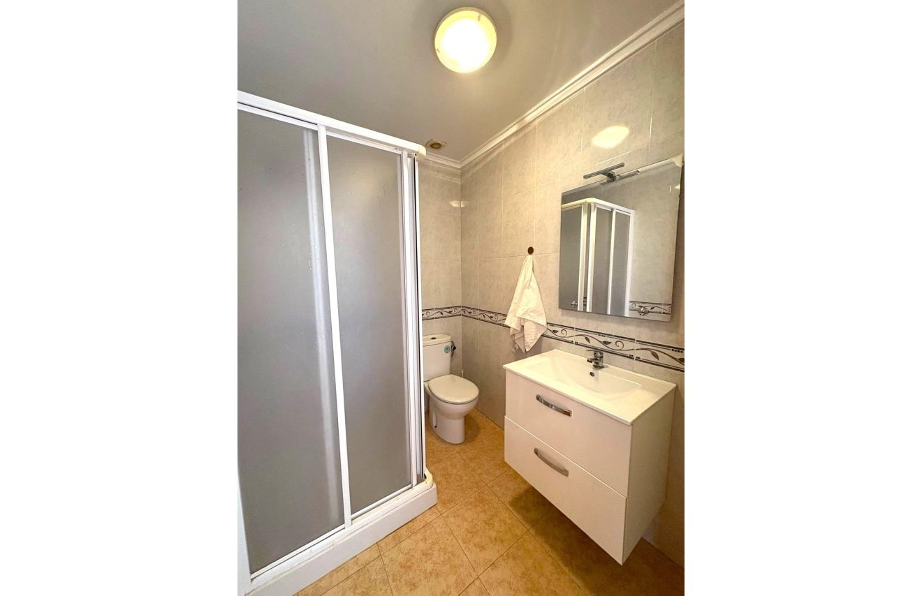 Reventa - Casa Tipo Dúplex - Torrevieja - El limonar