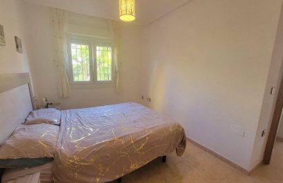 Resale - Townhouse - Los Montesinos - Los Montesinos - Urb. La Herrada