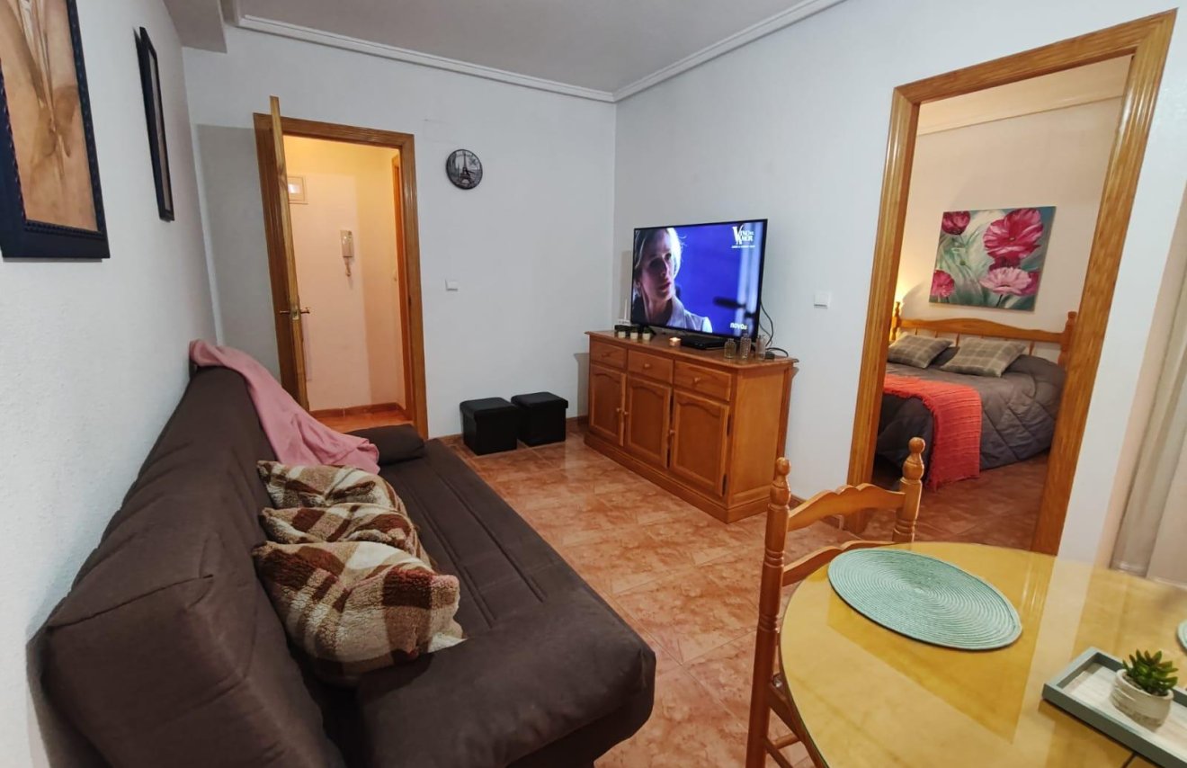 Reventa - Apartamento - Torrevieja - Playa del Cura
