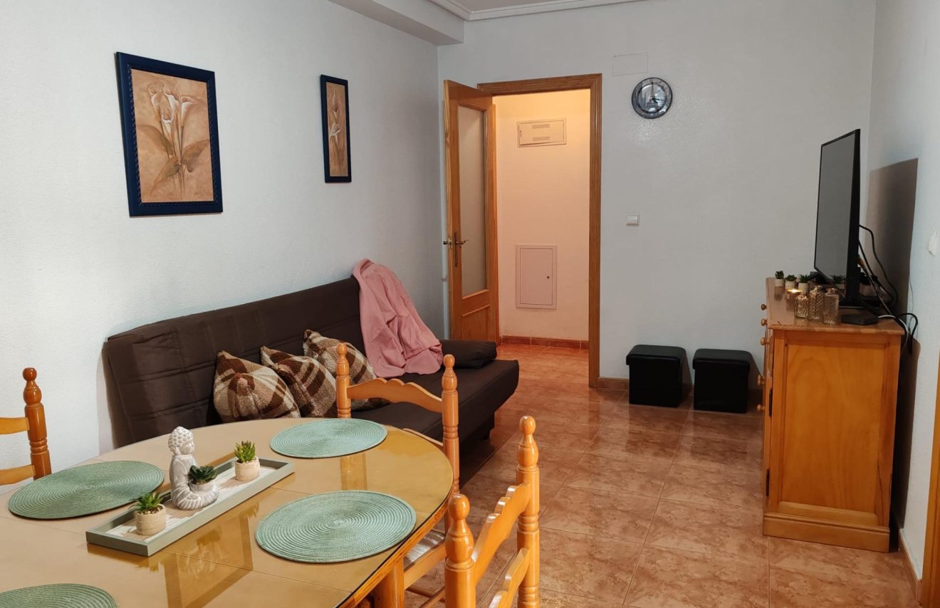Reventa - Apartamento - Torrevieja - Playa del Cura