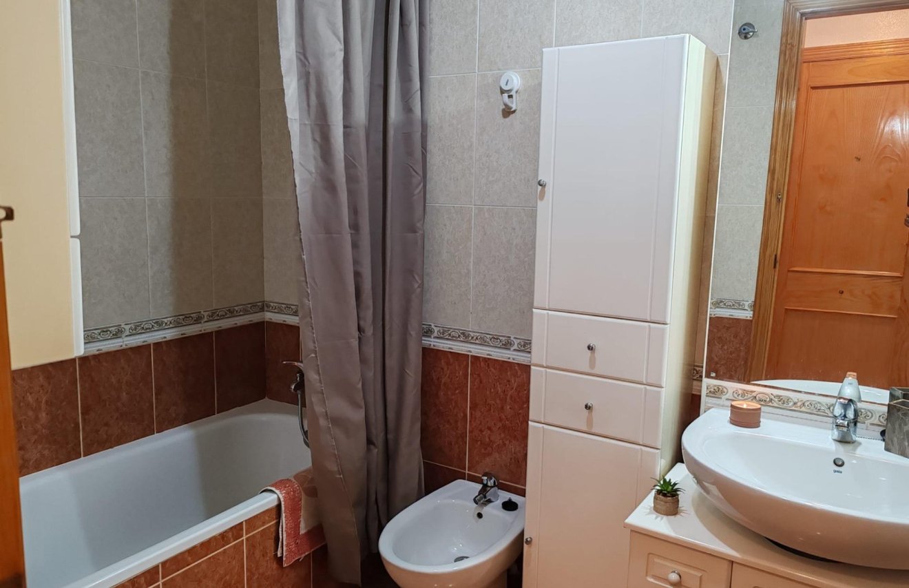 Reventa - Apartamento - Torrevieja - Playa del Cura