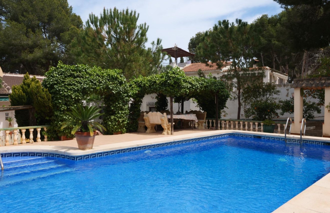 Reventa - Chalet - Torrevieja - Los balcones