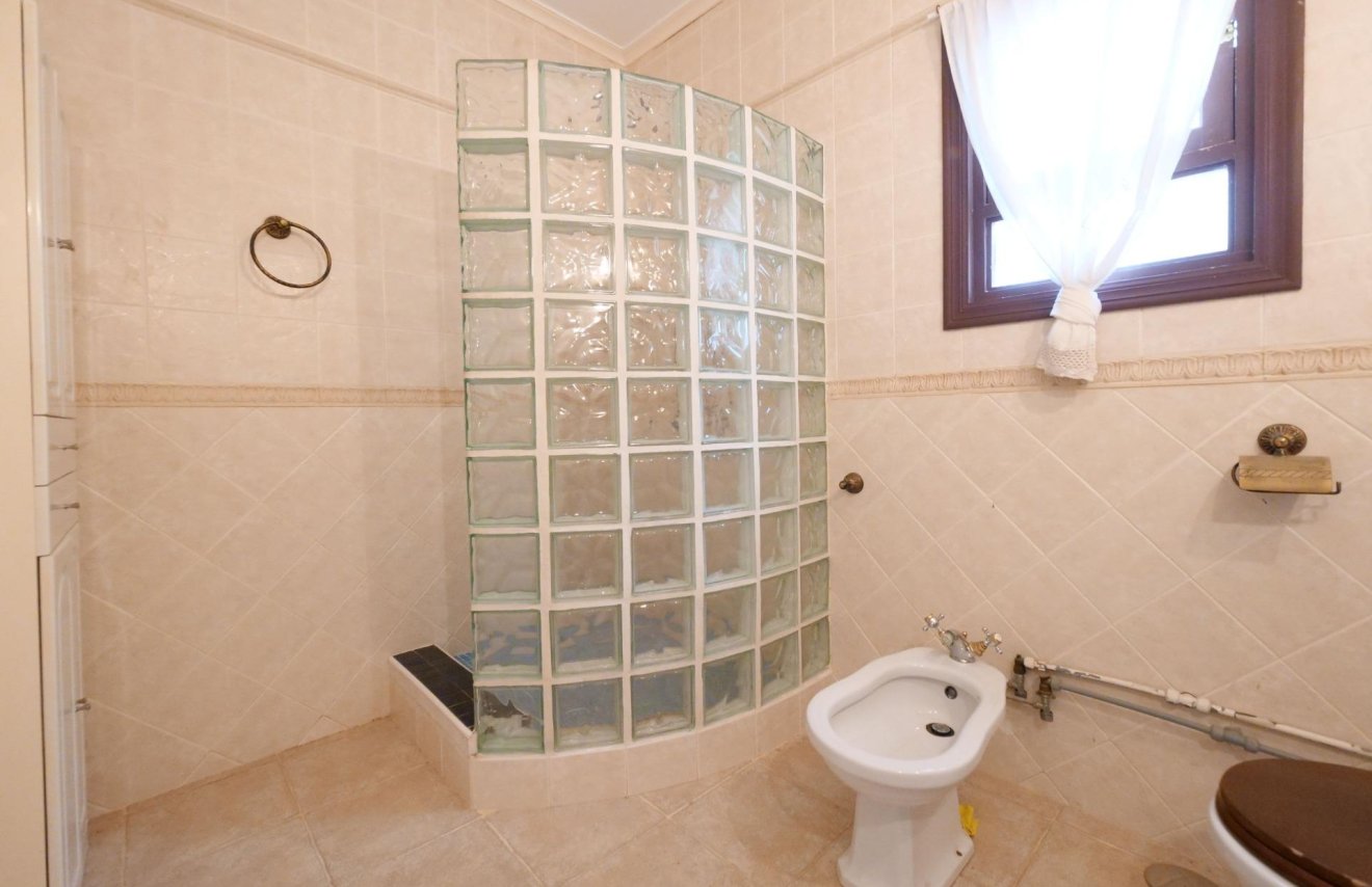 Reventa - Chalet - Torrevieja - Los balcones