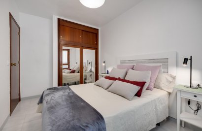 Resale - Apartamento - Torrevieja - Centro