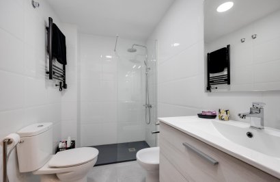 Resale - Apartamento - Torrevieja - Centro