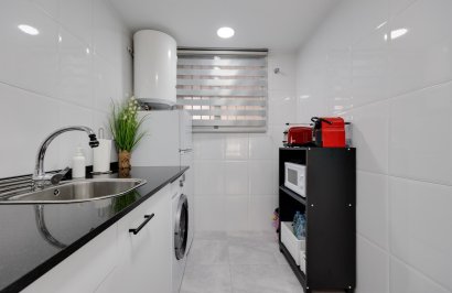 Resale - Apartamento - Torrevieja - Centro