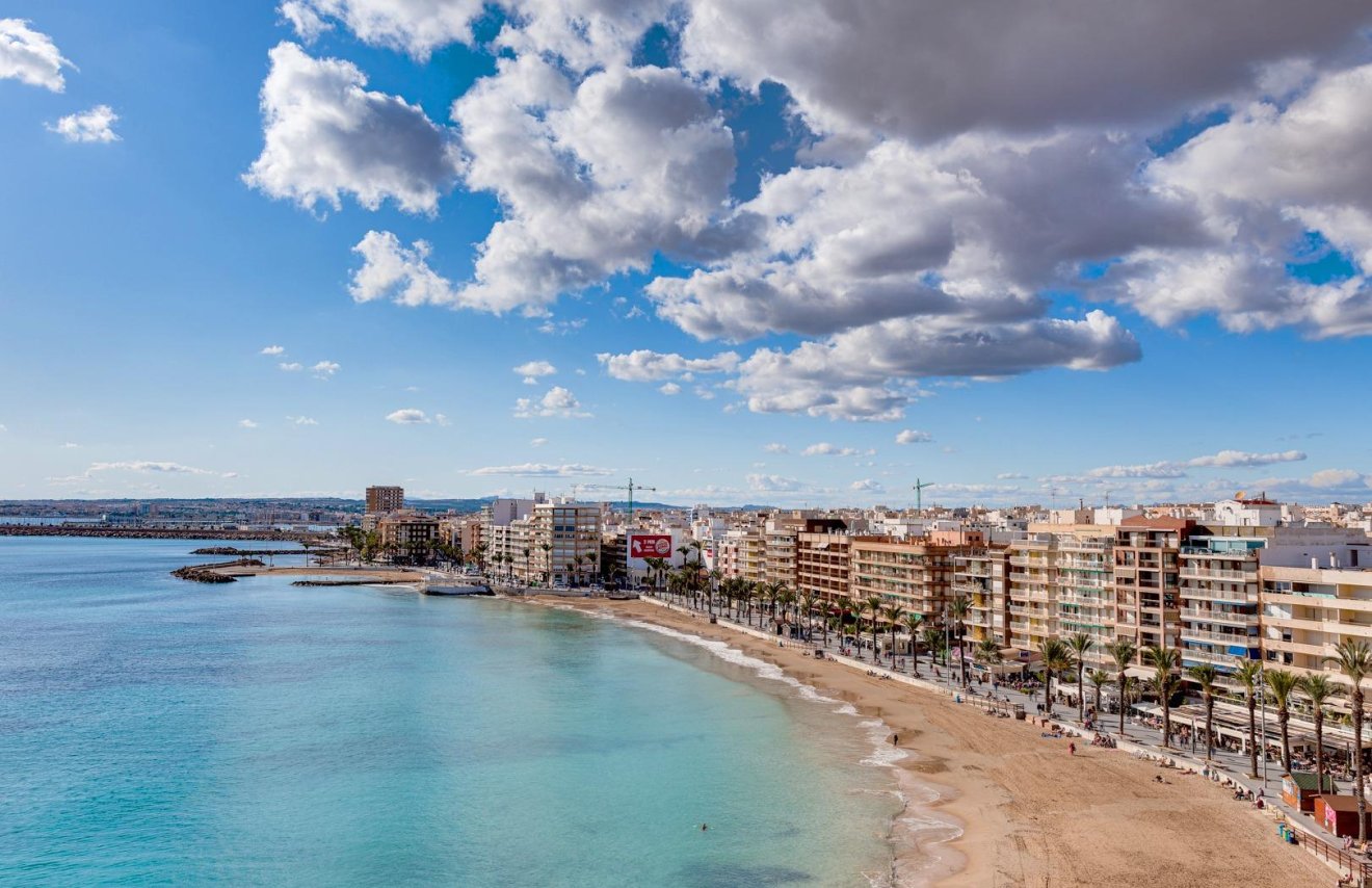 Resale - Apartamento - Torrevieja - Centro
