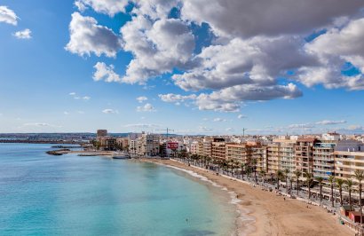 Resale - Apartamento - Torrevieja - Centro