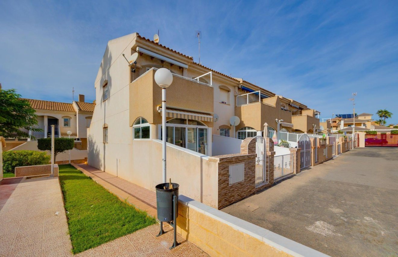 Reventa - Bungalow Planta Baja - Torrevieja - Aguas nuevas 2