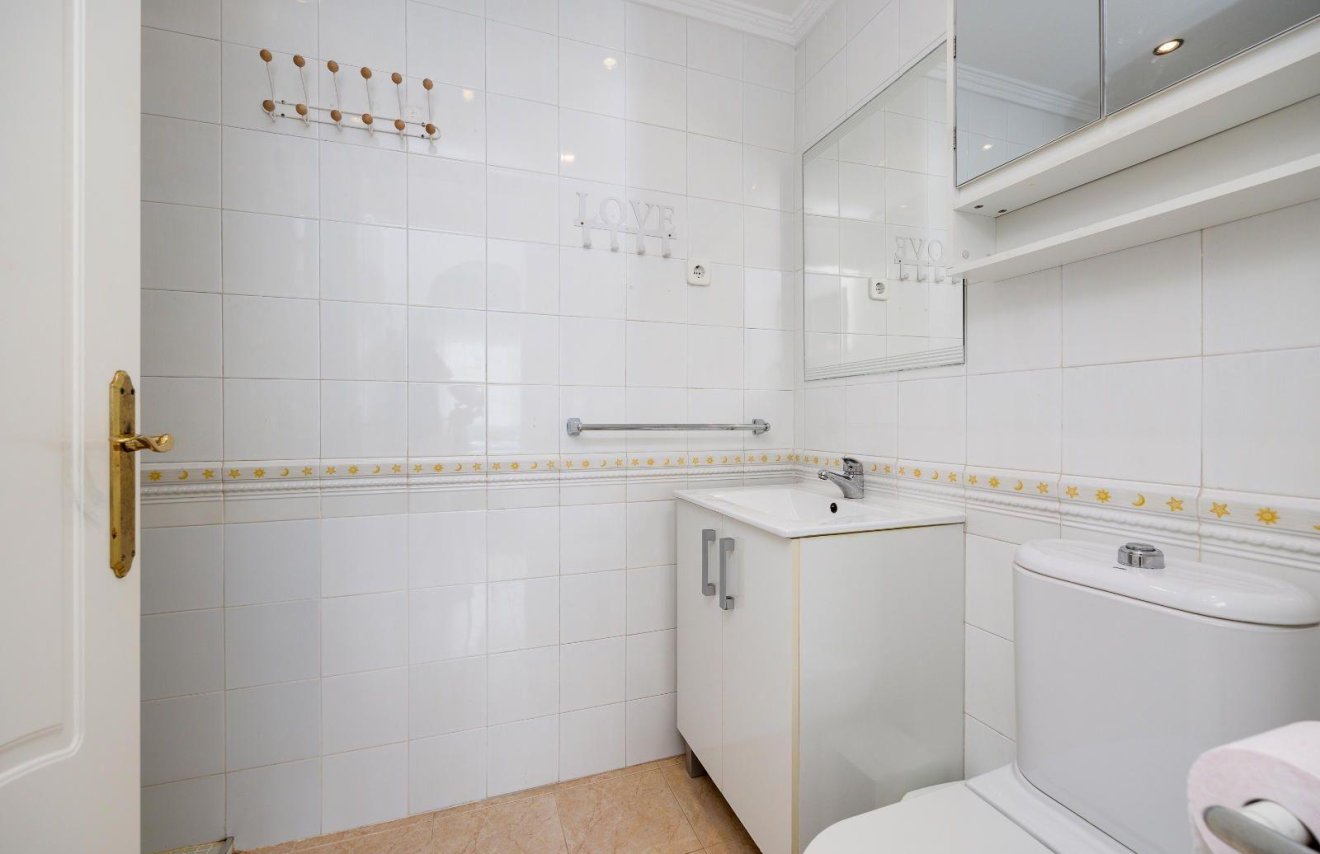 Reventa - Bungalow Planta Baja - Torrevieja - Aguas nuevas 2