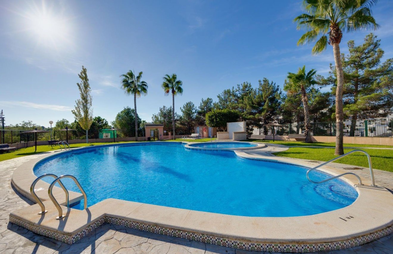 Resale - Bungalow Planta Alta - Orihuela Costa - Los Altos