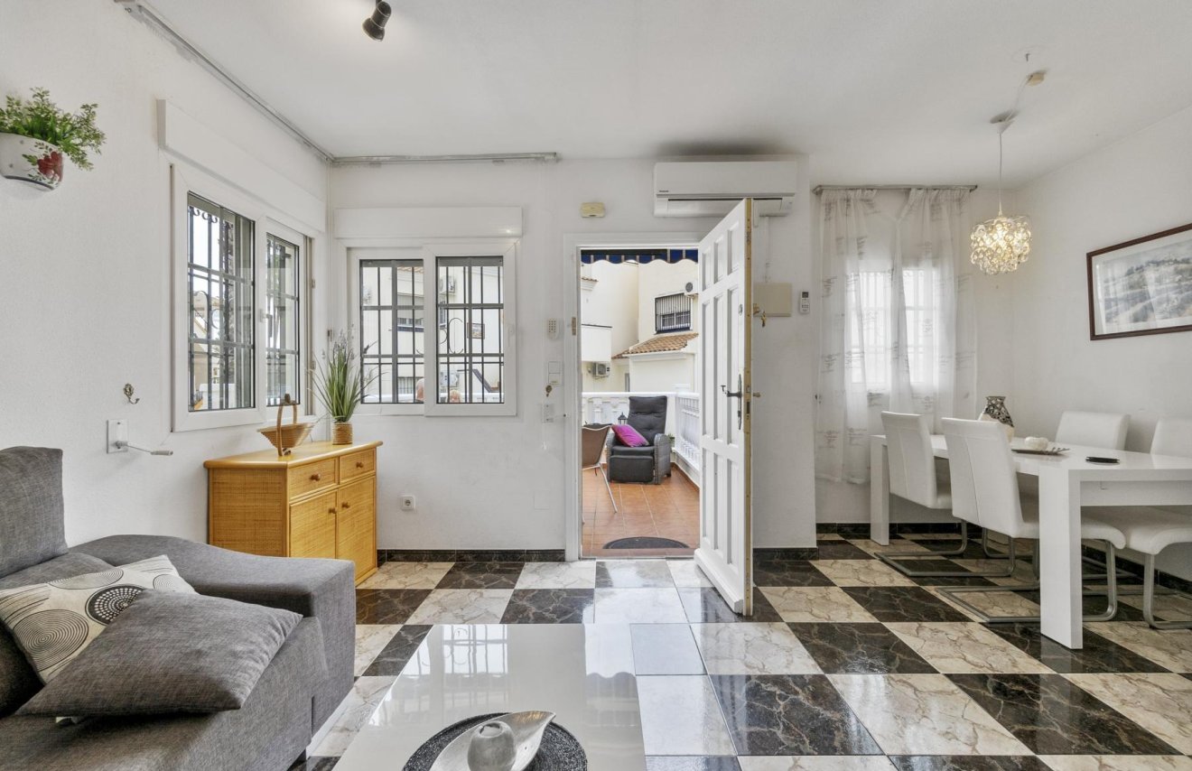 Resale - Townhouse - Orihuela Costa - Playa Flamenca