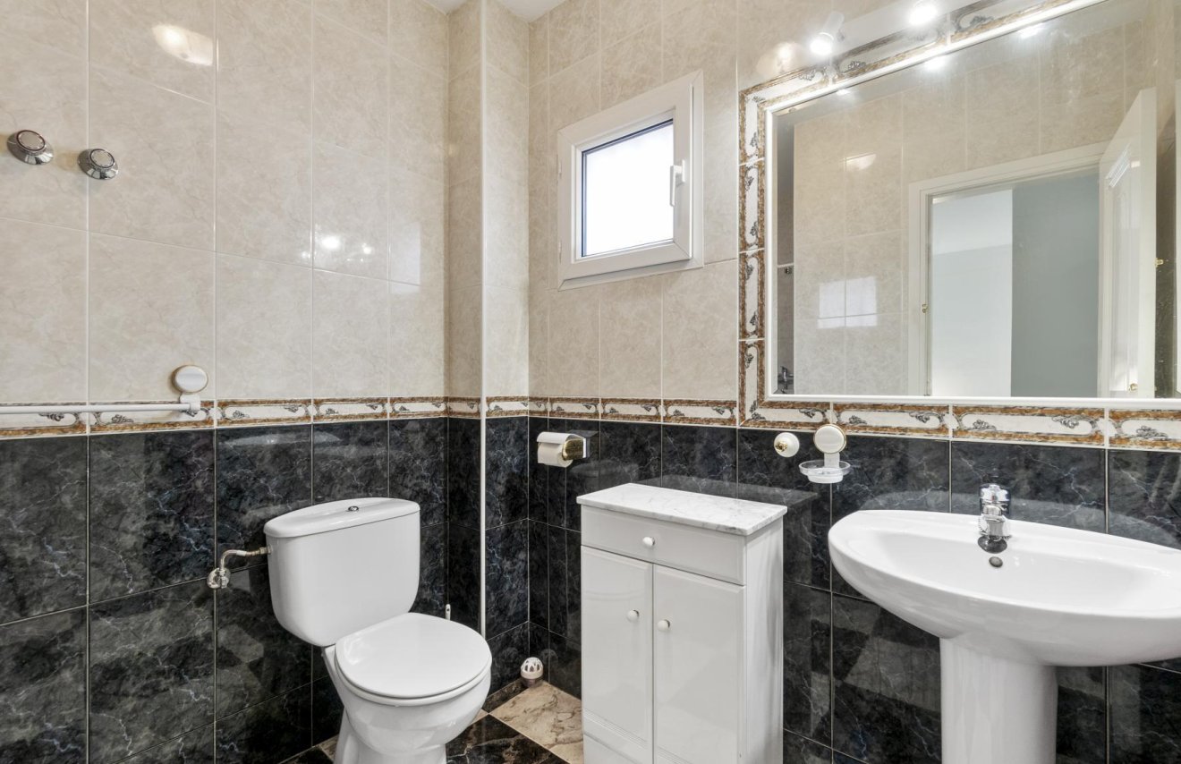 Resale - Townhouse - Orihuela Costa - Playa Flamenca