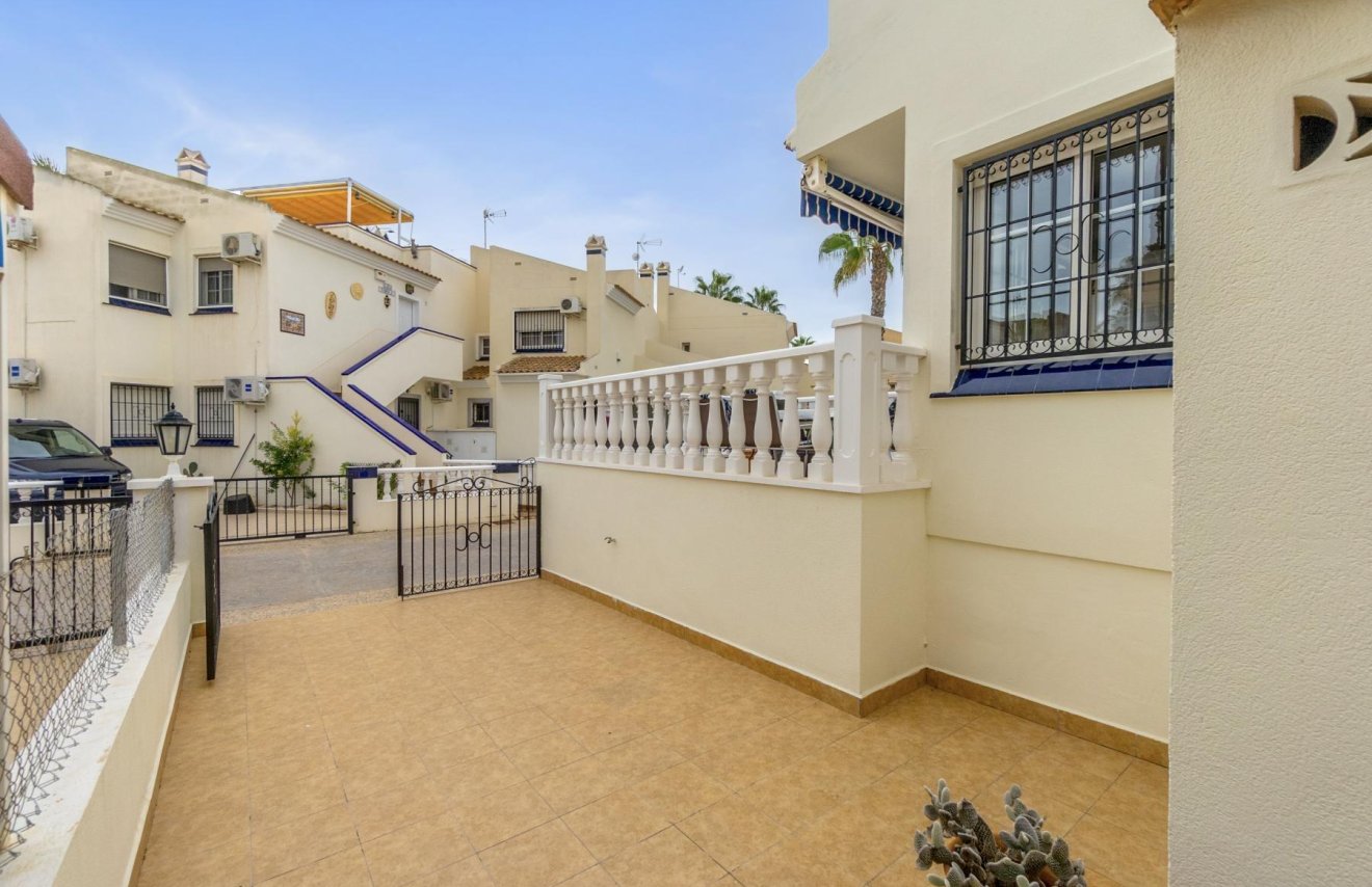 Resale - Townhouse - Orihuela Costa - Playa Flamenca