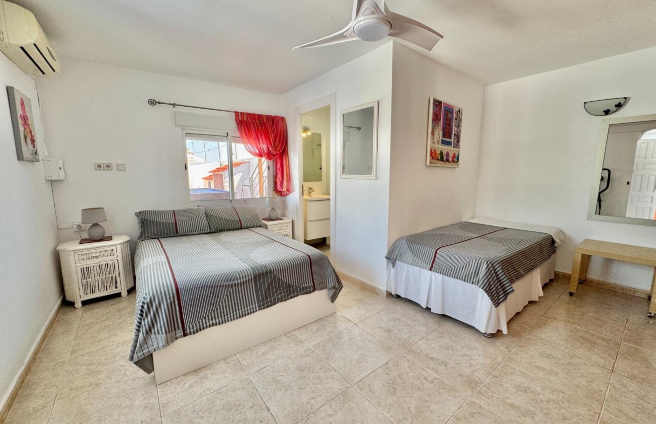 Revente - Villa - Dolores - Comunidad valenciana