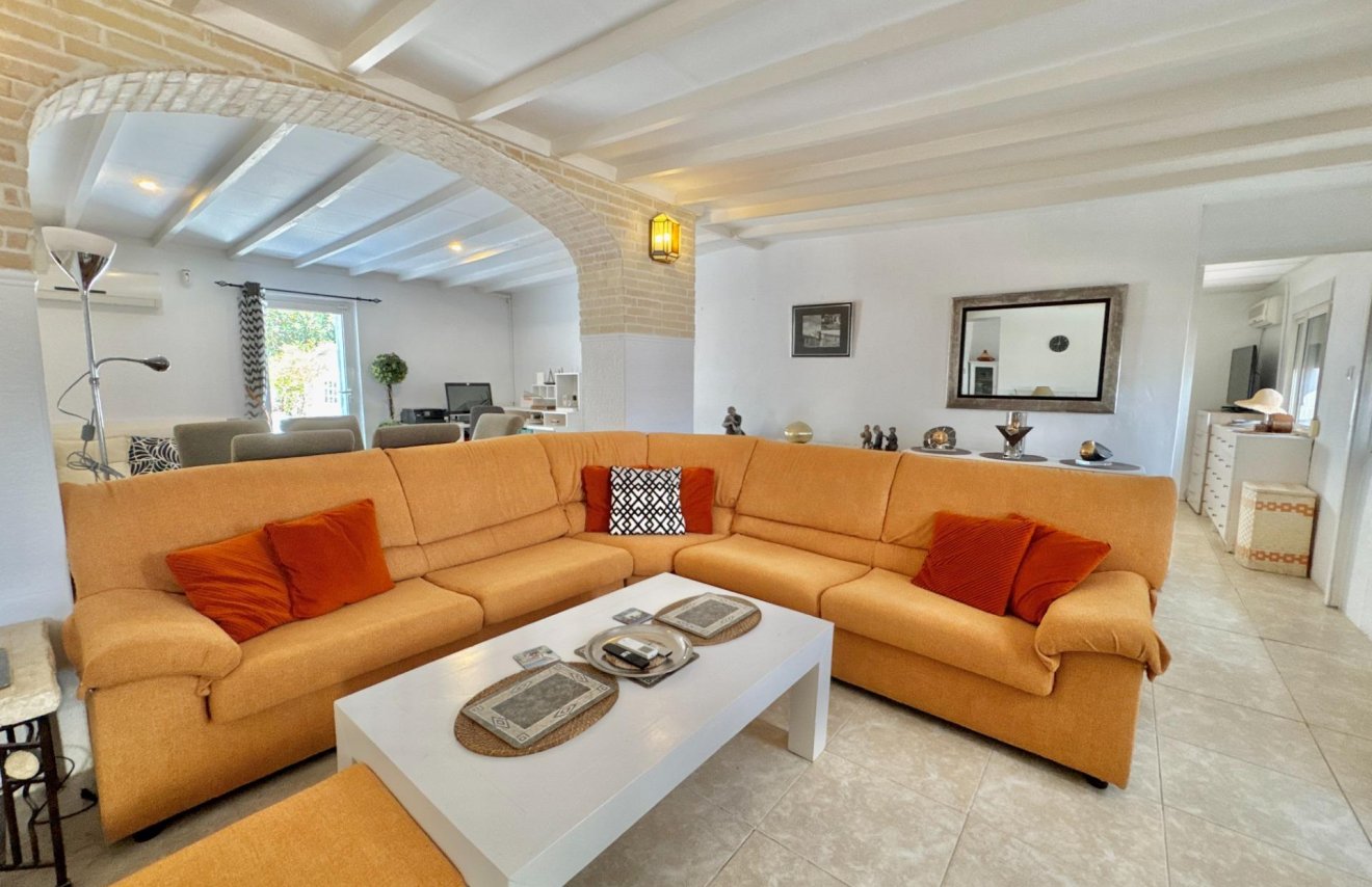 Revente - Villa - Dolores - Comunidad valenciana