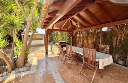 Resale - Villa - Dolores - CMNO. ESCORREDOR