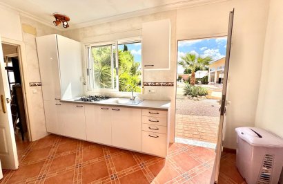 Resale - Villa - Dolores - CMNO. ESCORREDOR