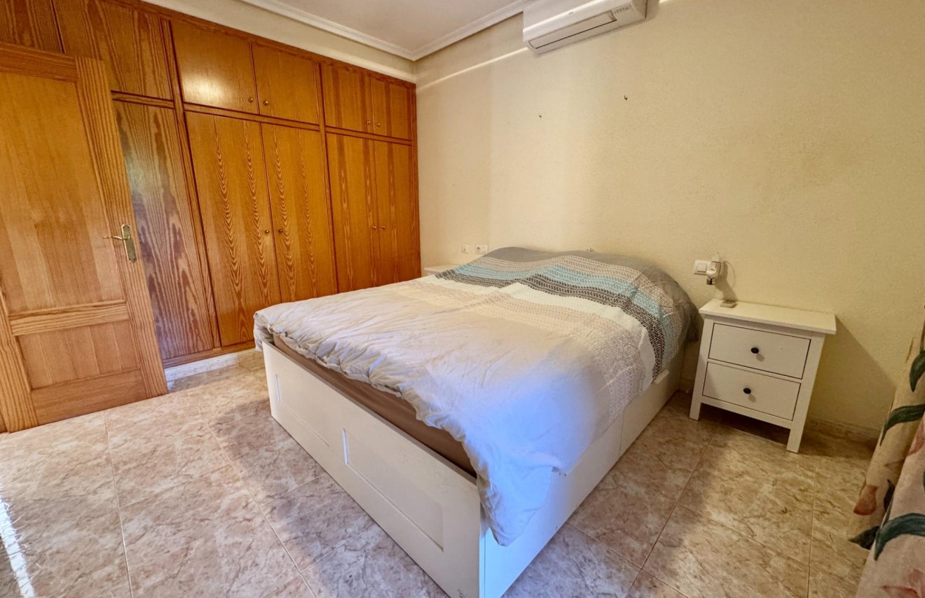 Resale - Villa - Dolores - CMNO. ESCORREDOR