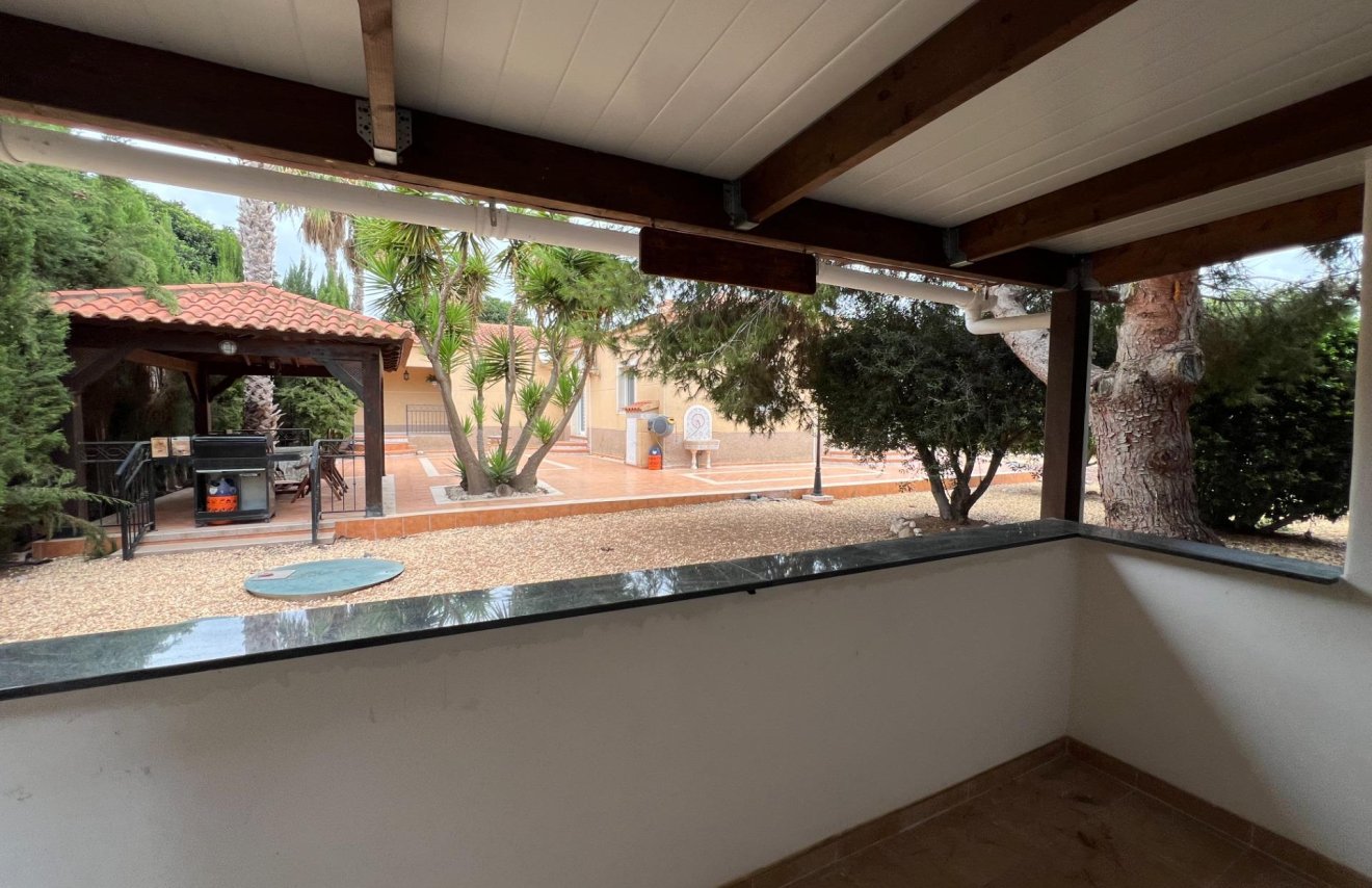 Resale - Villa - Dolores - CMNO. ESCORREDOR