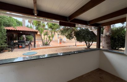 Resale - Villa - Dolores - CMNO. ESCORREDOR