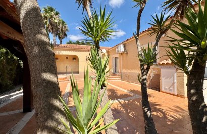 Resale - Villa - Dolores - CMNO. ESCORREDOR