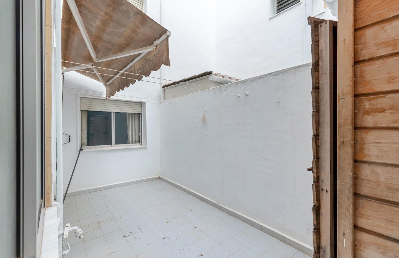 Resale - Apartamento - Torrevieja - Habaneras