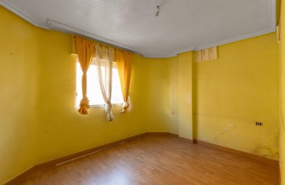 Resale - Apartamento - Torrevieja - Habaneras