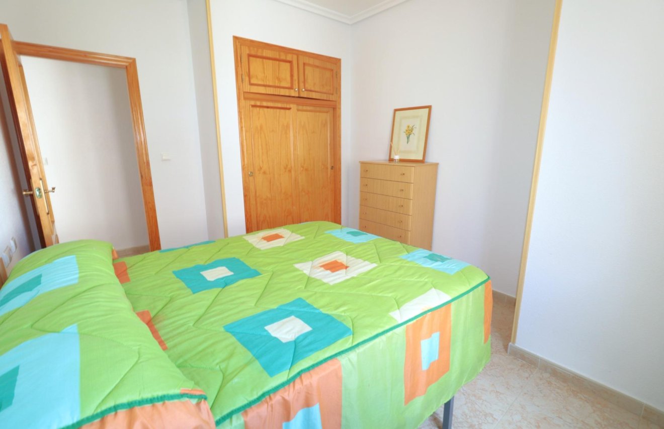 Resale - Apartamento - Torrevieja - Acequion