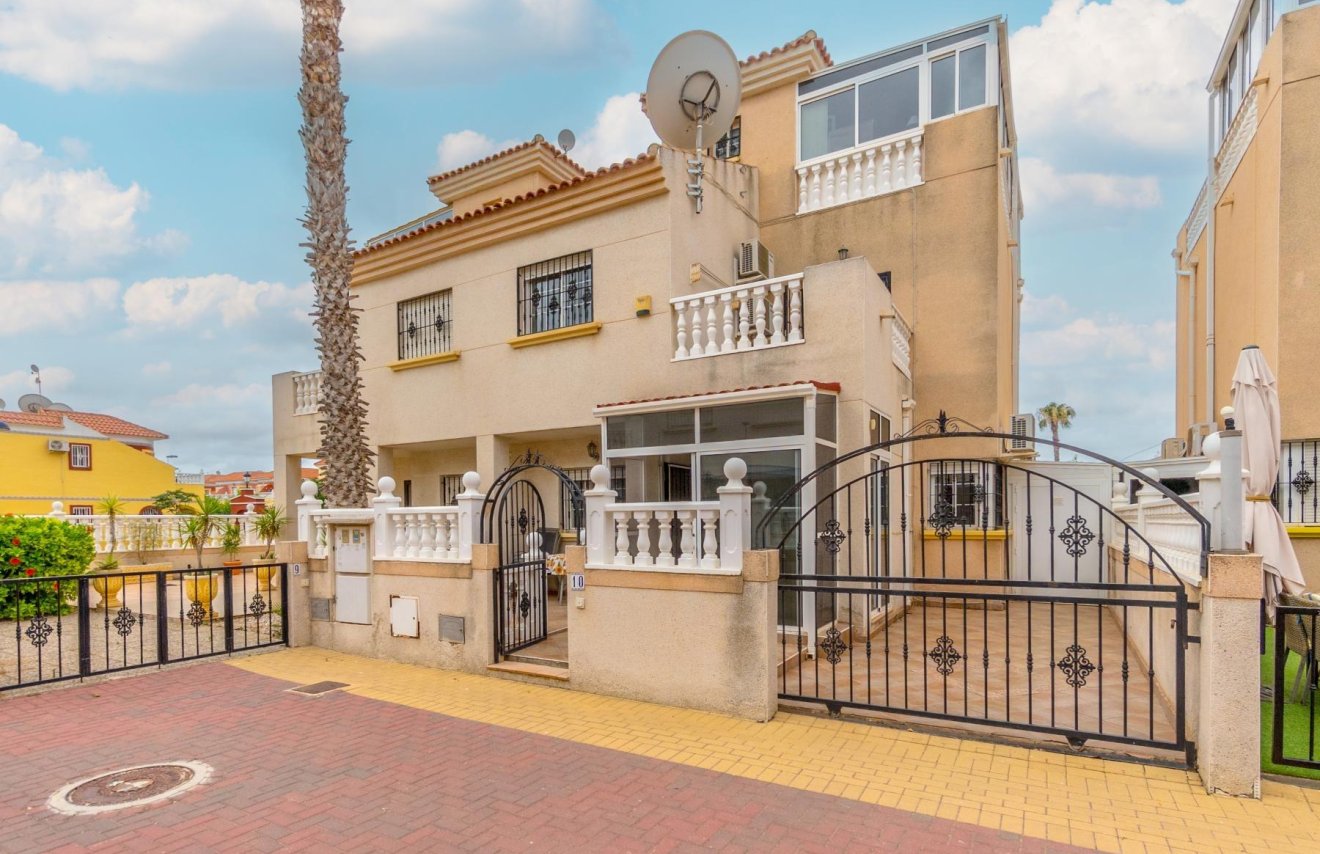 Resale - Townhouse - Torrevieja - La Siesta - El Salado - Torreta