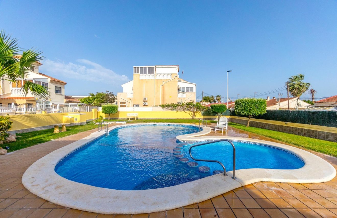 Resale - Townhouse - Torrevieja - La Siesta - El Salado - Torreta