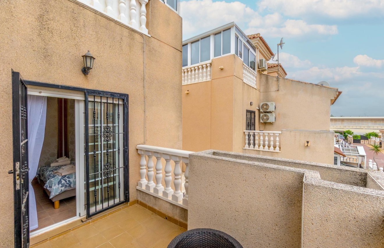 Resale - Townhouse - Torrevieja - La Siesta - El Salado - Torreta