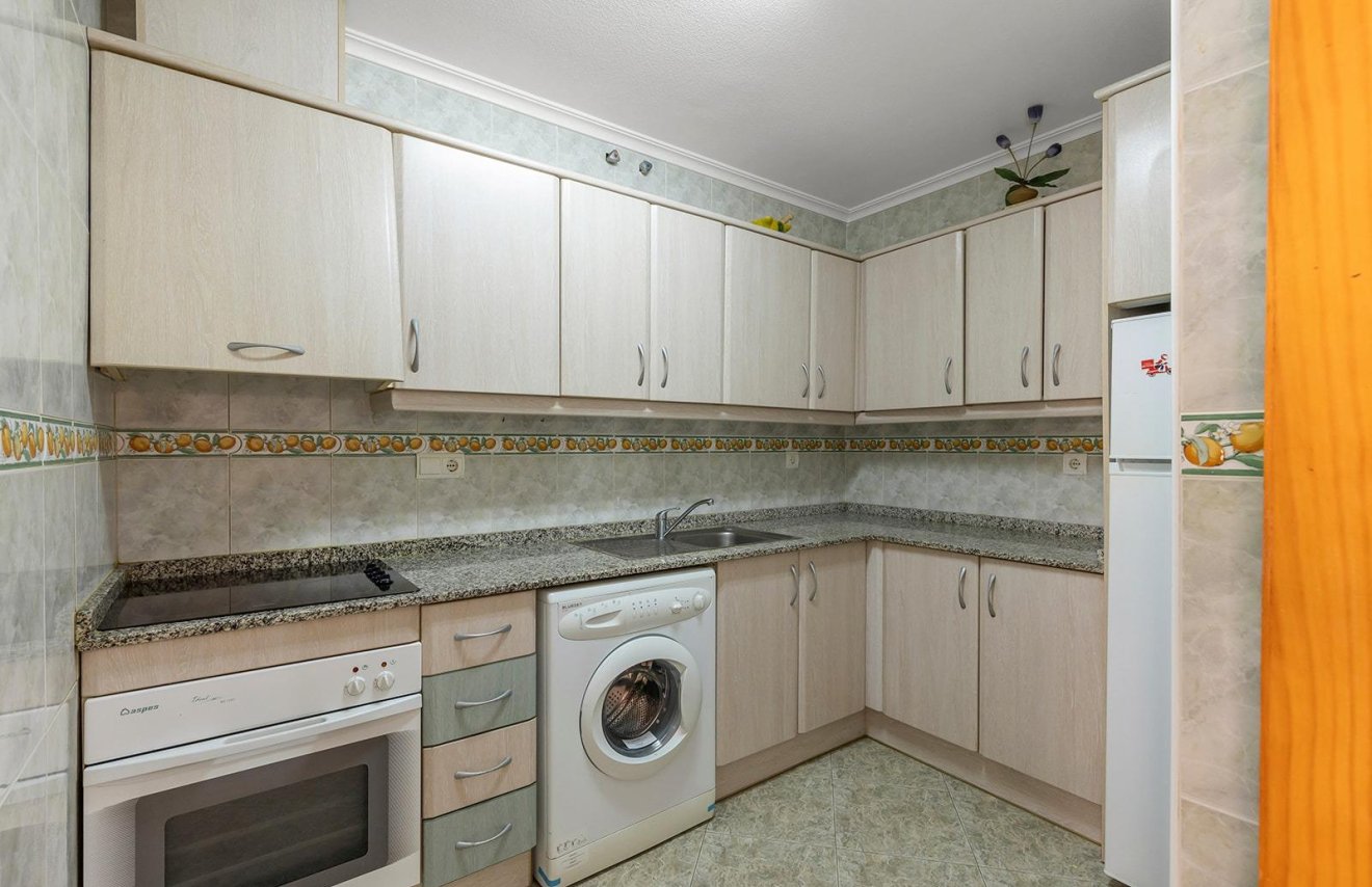 Revente - Planta baja - Torrevieja - La Mata