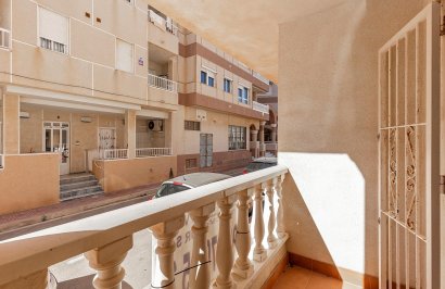 Revente - Planta baja - Torrevieja - La Mata