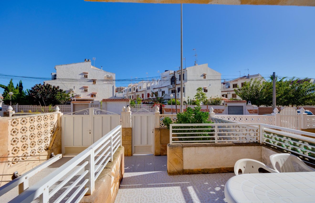 Revente - Planta baja - Torrevieja - Playa de los Locos