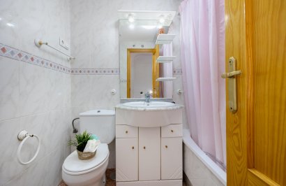 Revente - Planta baja - Torrevieja - Playa de los Locos