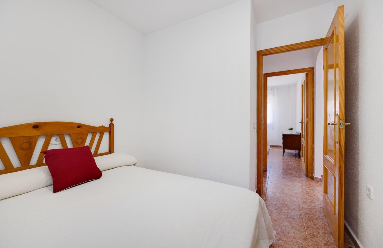 Revente - Planta baja - Torrevieja - Playa de los Locos