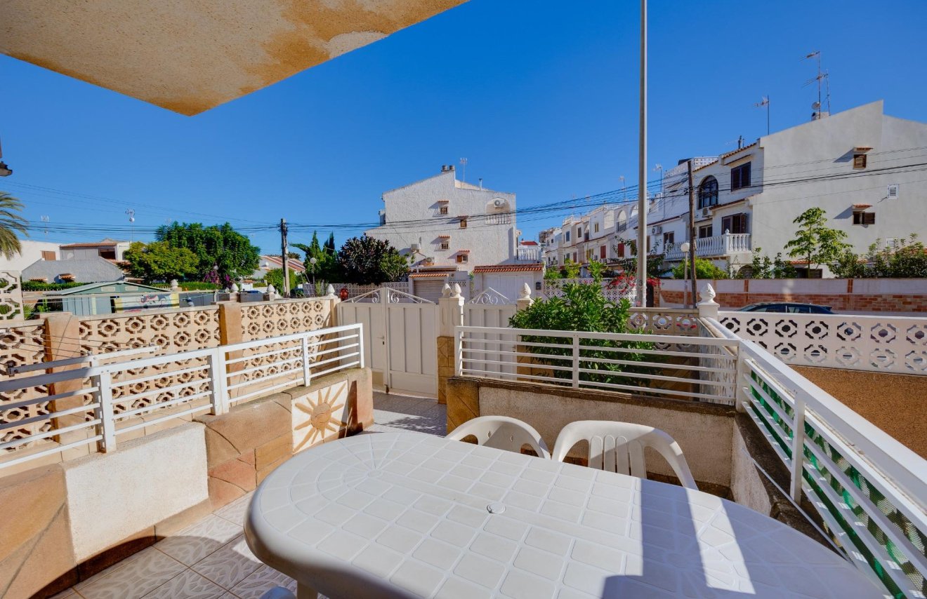 Revente - Planta baja - Torrevieja - Playa de los Locos