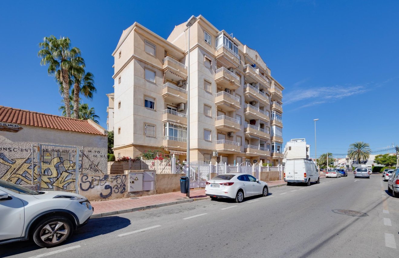 Revente - Planta baja - Torrevieja - Playa de los Locos