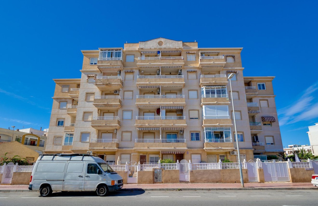 Revente - Planta baja - Torrevieja - Playa de los Locos